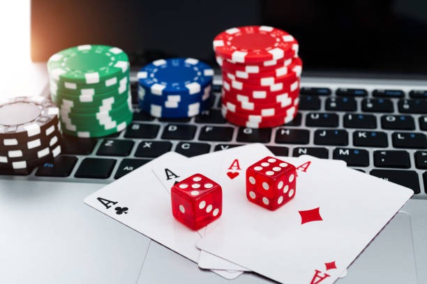 live Capsa Susun table showing dealer card arrangement and hand comparison results live Capsa Susun table showing dealer card arrangement and hand comparison results